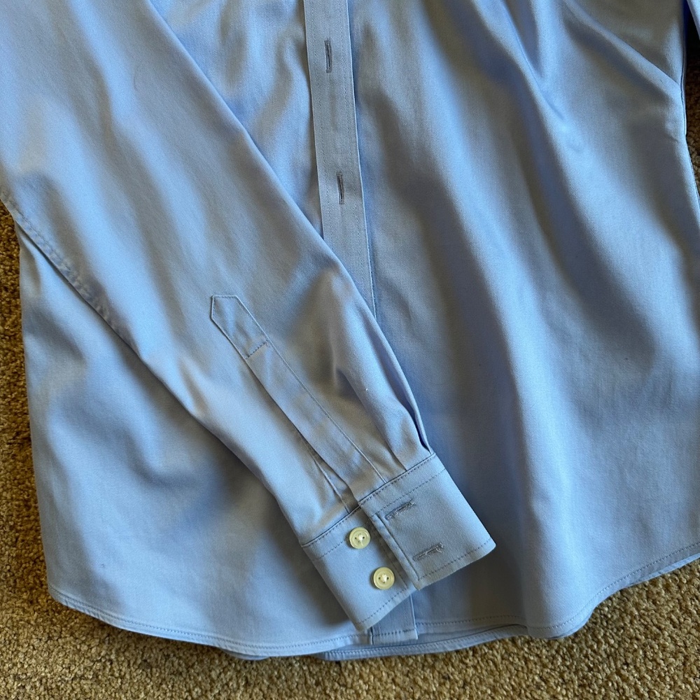 Banana Republic Tailored Fitted Button-Down Shirt – Sky Blue, Women’s Size 4 - Picture 7 of 7